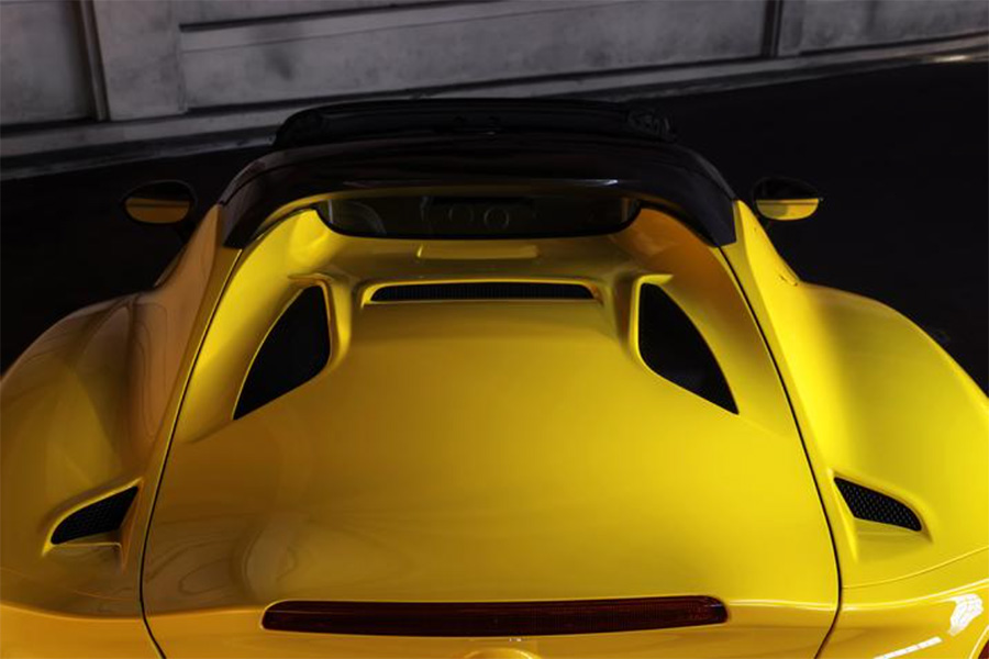 Alfa_4C_Spider_Trunk