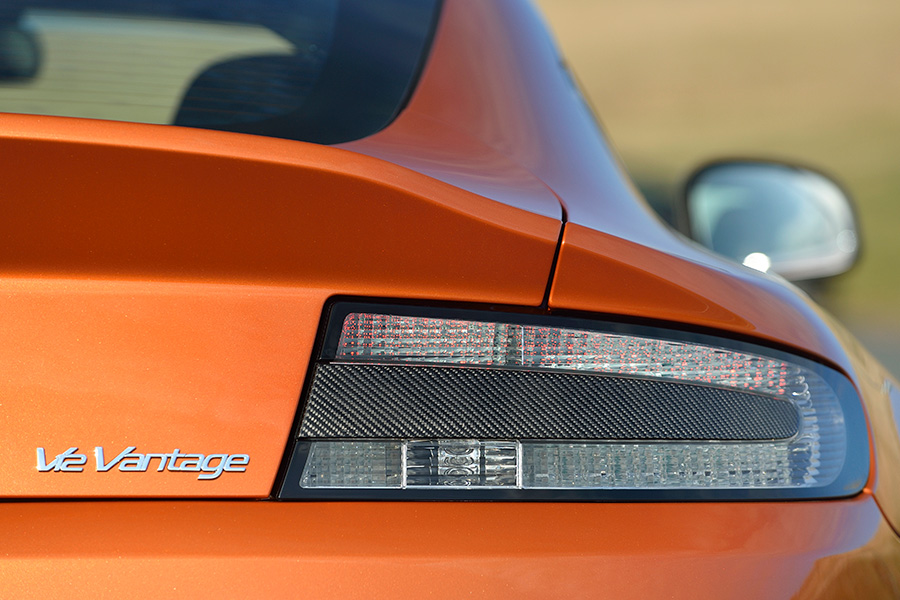 Aston-Martin-V12-Vantage-Rear-Tail-Light