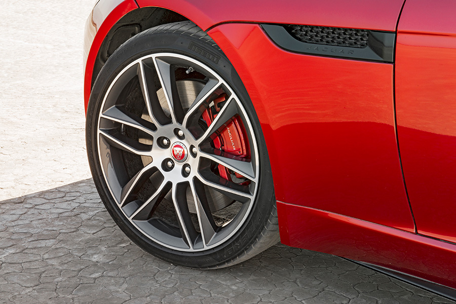 Jaguar-F-Type-S-brakes