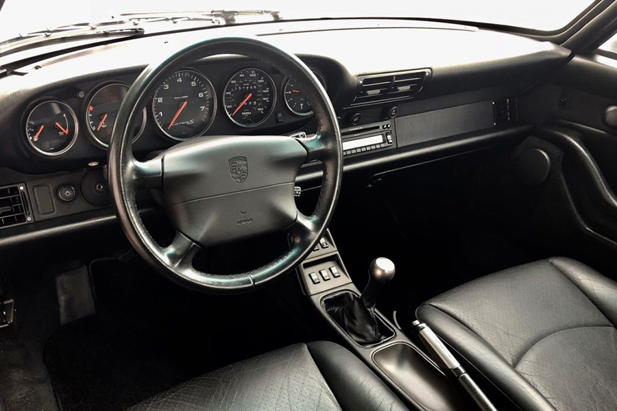 Porsche-993-C2S-Interior-3